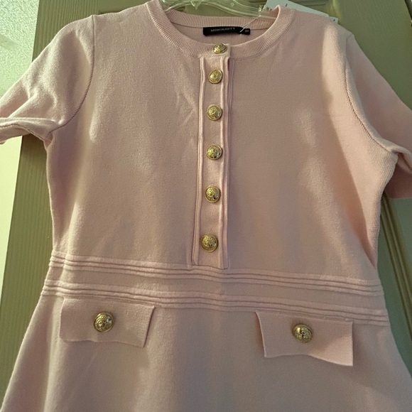 Elegant Sweater Pink Button Dress size Med - Picture 4 of 4